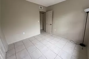 2325 Crawford St, Fort Myers, FL 33901 - Photo 3