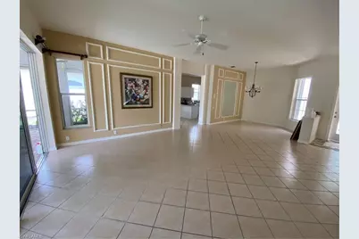 8285 Gleneagle Way, Naples, FL 34120 - Photo 5