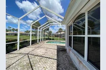 8285 Gleneagle Way, Naples, FL 34120 - Photo 15