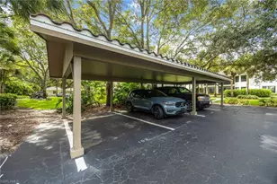 792 Eagle Creek Dr, Naples, FL 34113 - Photo 23