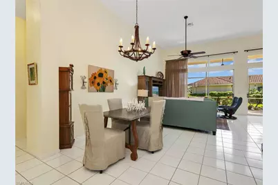 6832 Compton Ln S, Naples, FL 34104 - Photo 5