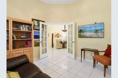 6832 Compton Ln S, Naples, FL 34104 - Photo 17