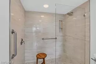 290 Naples Cove Dr, Naples, FL 34110 - Photo 21