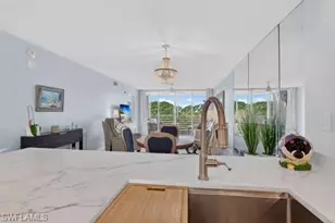 290 Naples Cove Dr, Naples, FL 34110 - Photo 7
