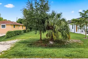 2814 Barrett Ave, Naples, FL 34112 - Photo 1