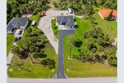 3486 40th Ave SE, Naples, FL 34117 - Photo 3