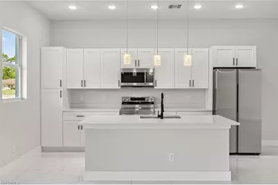 525 Genesee Ave S, Lehigh Acres, FL 33974 - Photo 11