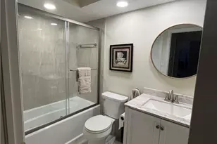 513 Lake Louise Cir, Naples, FL 34110 - Photo 11