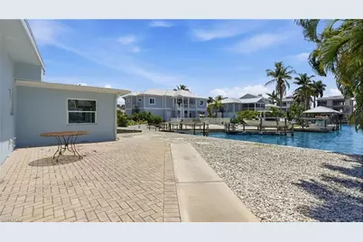 8336 Lagoon Rd, Fort Myers Beach, FL 33931 - Photo 37