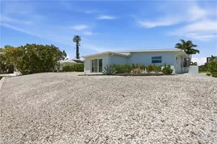 8336 Lagoon Rd, Fort Myers Beach, FL 33931 - Photo 31