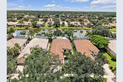 5284 Hawkesbury Way, Naples, FL 34119 - Photo 37