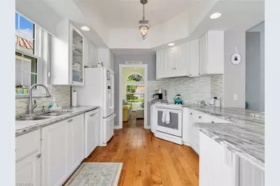 5284 Hawkesbury Way, Naples, FL 34119 - Photo 11