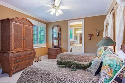 7326 Tilden Ln, Naples, FL 34108 - Photo 27