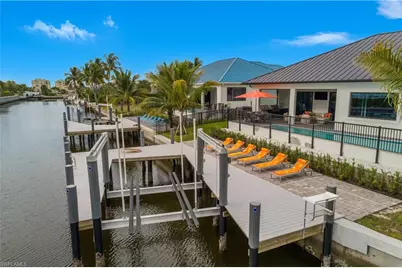 840 Rose Ct, Marco Island, FL 34145 - Photo 17