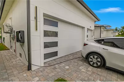 840 Rose Ct, Marco Island, FL 34145 - Photo 45