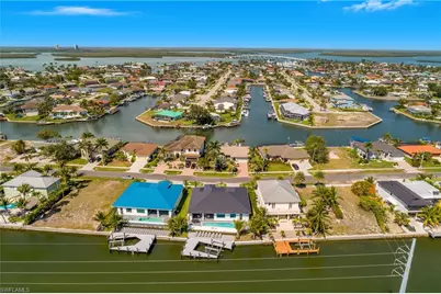 840 Rose Ct, Marco Island, FL 34145 - Photo 43