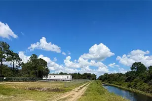 385 S Lindero St, Montura Ranches, FL 33440 - Photo 11