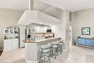 28032 Cavendish Ct, Bonita Springs, FL 34135 - Photo 9