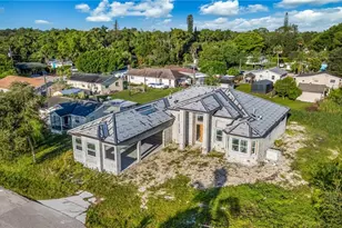 27549 Oregon St, Bonita Springs, FL 34135 - Photo 5