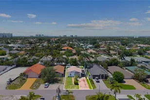 641 105th Ave N, Naples, FL 34108 - Photo 3