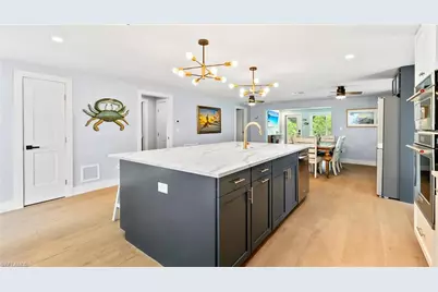 2736 Riverview Dr, Naples, FL 34112 - Photo 7