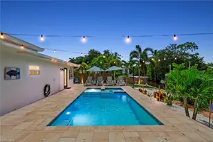 2736 Riverview Dr, Naples, FL 34112 - Photo 17