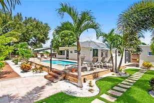 2736 Riverview Dr, Naples, FL 34112 - Photo 19