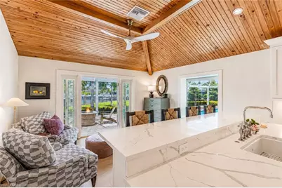 2185 Trout Ct, Naples, FL 34102 - Photo 15