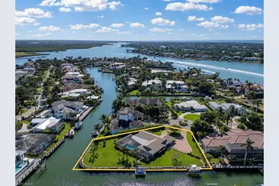 2185 Trout Ct, Naples, FL 34102 - Photo 3