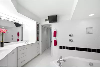 4551 Gulf Shore Blvd N #201, Naples, FL 34103 - Photo 17