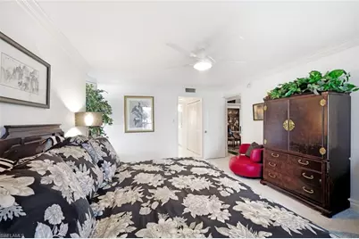 4551 Gulf Shore Blvd N #201, Naples, FL 34103 - Photo 15