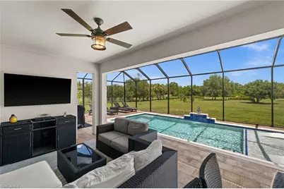411 24th Ave NE, Naples, FL 34120 - Photo 7