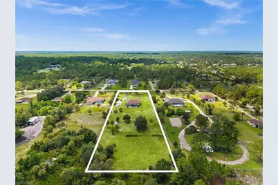 411 24th Ave NE, Naples, FL 34120 - Photo 3