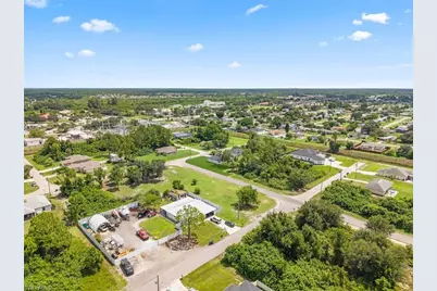 2505 1st St SW, Lehigh Acres, FL 33976 - Photo 31