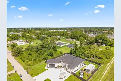 2505 1st St SW, Lehigh Acres, FL 33976 - Photo 33