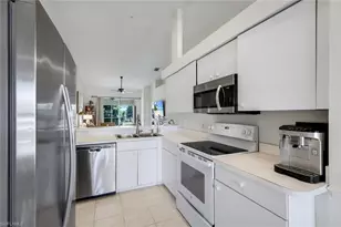 21301 Lancaster Run, Estero, FL 33928 - Photo 15