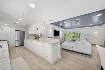 1135 7th St S, Naples, FL 34102 - Photo 1