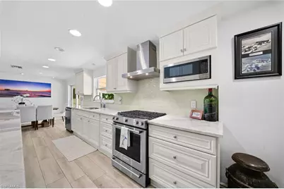 1135 7th St S, Naples, FL 34102 - Photo 5