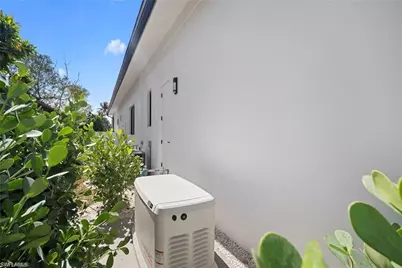 786 107th Ave N, Naples, FL 34108 - Photo 49