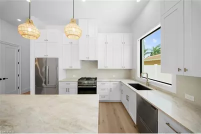 708 100th Ave N, Naples, FL 34108 - Photo 7