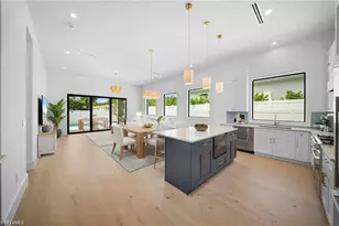 638 93rd Ave N, Naples, FL 34108 - Photo 5