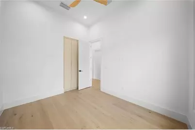 658 93rd Ave N, Naples, FL 34108 - Photo 15