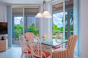4255 Gulf Shore Blvd N, Naples, FL 34103 - Photo 5