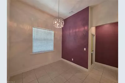 318 SE 5th Pl, Cape Coral, FL 33990 - Photo 17