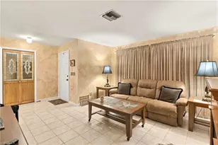 714 107th Ave N, Naples, FL 34108 - Photo 3