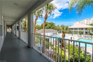 519 Roma Ct, Naples, FL 34110 - Photo 7