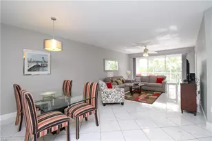 519 Roma Ct, Naples, FL 34110 - Photo 23