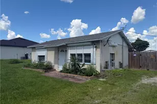 1008 Gerald Ave, Lehigh Acres, FL 33936 - Photo 3