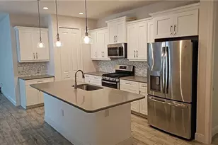 2305 Ariane Dr, Naples, FL 34112 - Photo 23