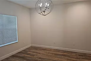 2305 Ariane Dr, Naples, FL 34112 - Photo 9